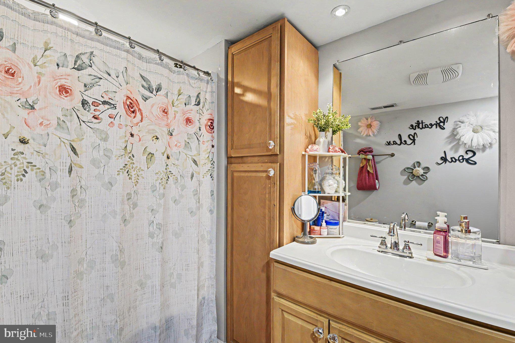 MT PLEASANT BEACH - Residential