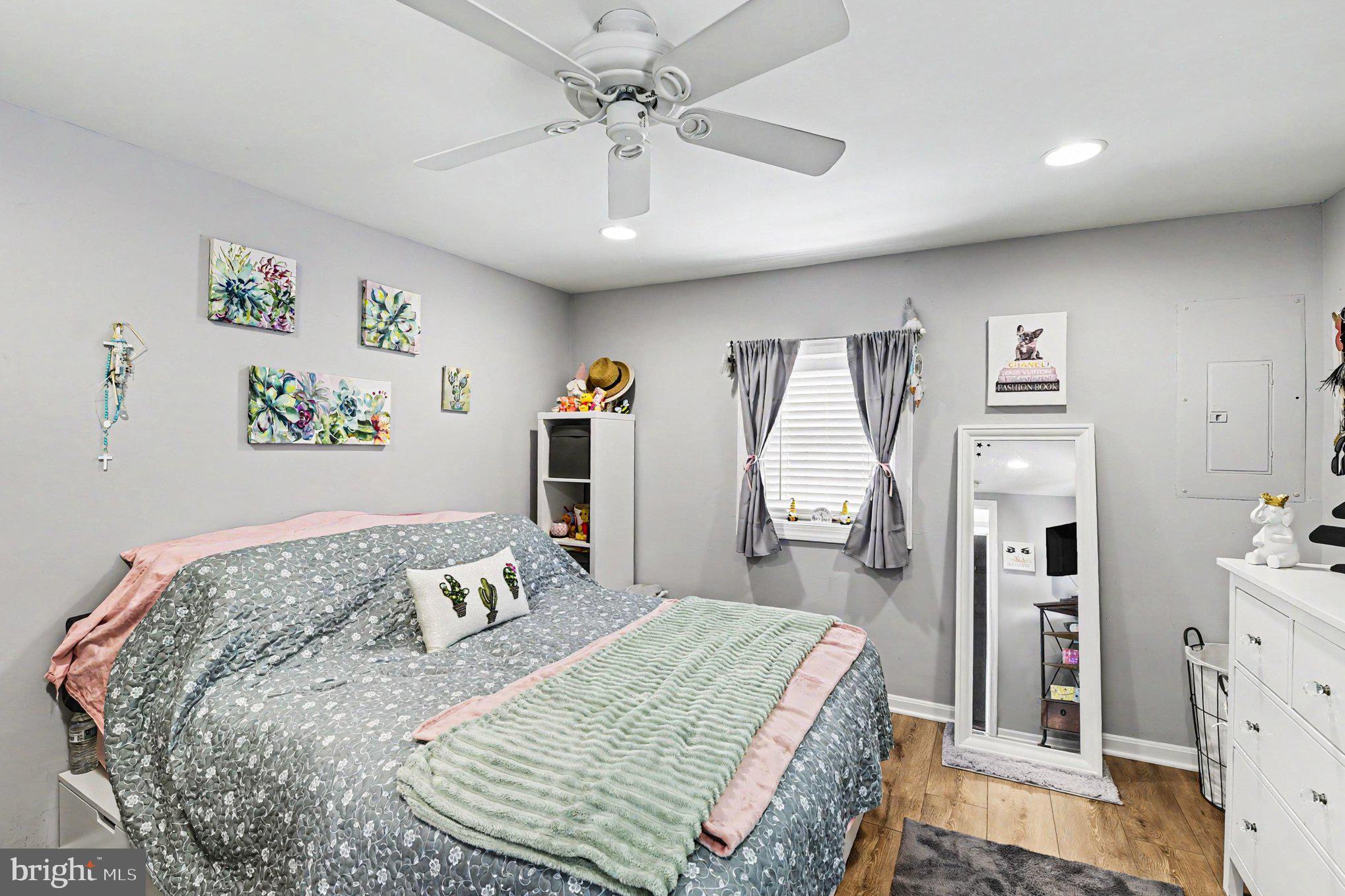 MT PLEASANT BEACH - Residential