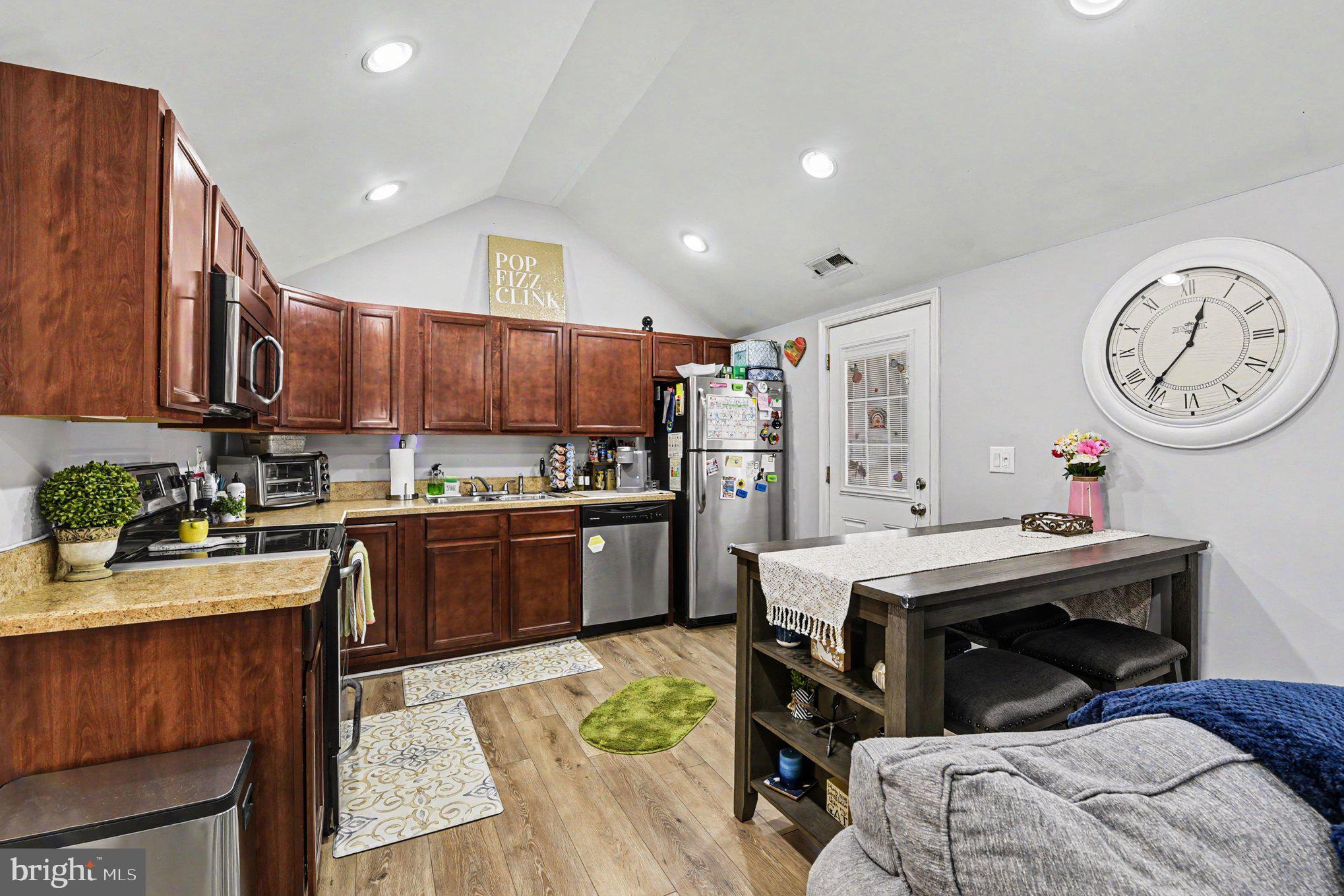 MT PLEASANT BEACH - Residential
