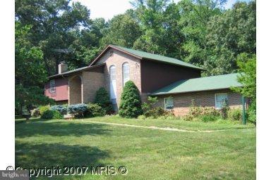 ROBIE MANOR - Residential