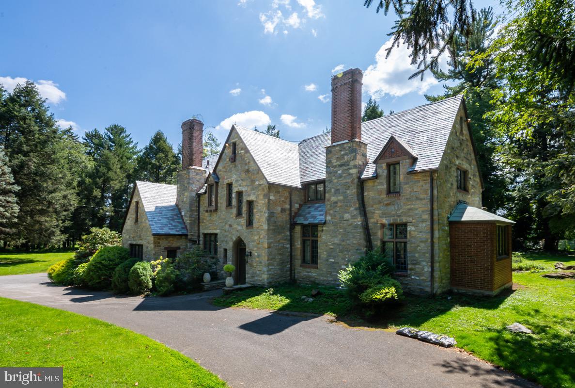 1804 BERNVILLE ROAD