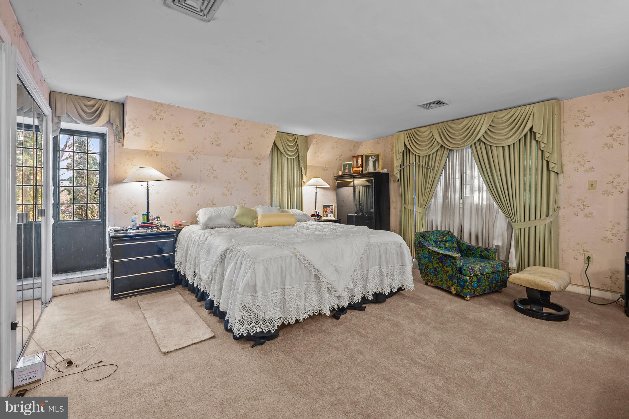 GREENFIELDS - Residential