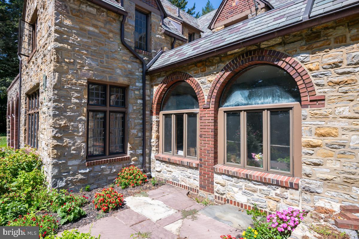 GREENFIELDS - Residential