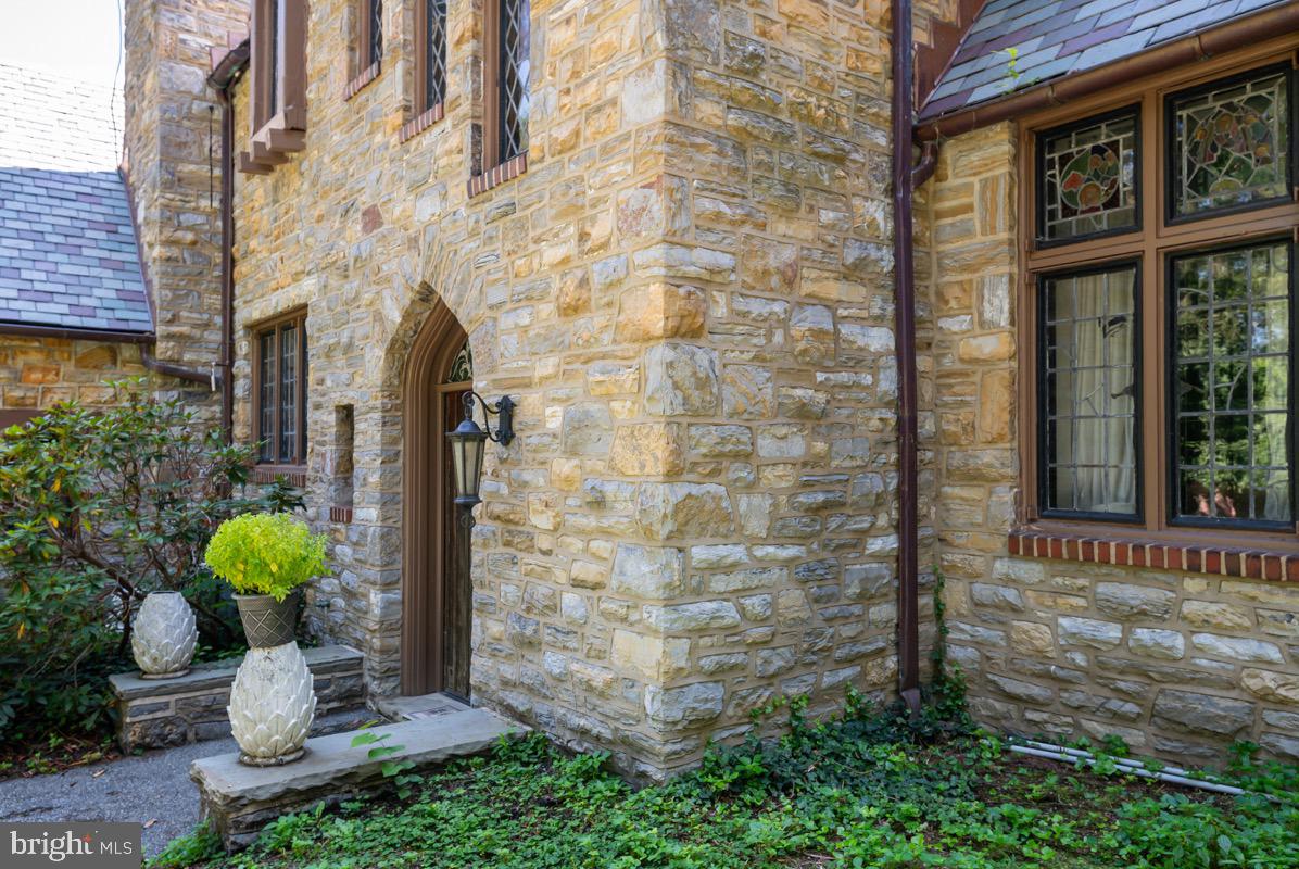 GREENFIELDS - Residential