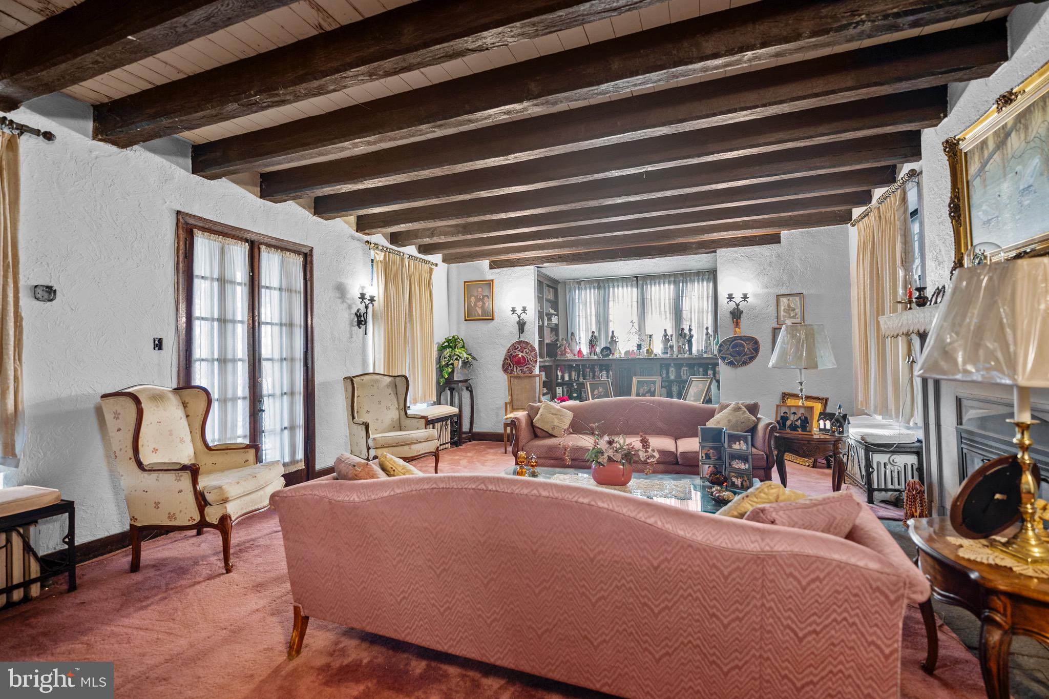 GREENFIELDS - Residential