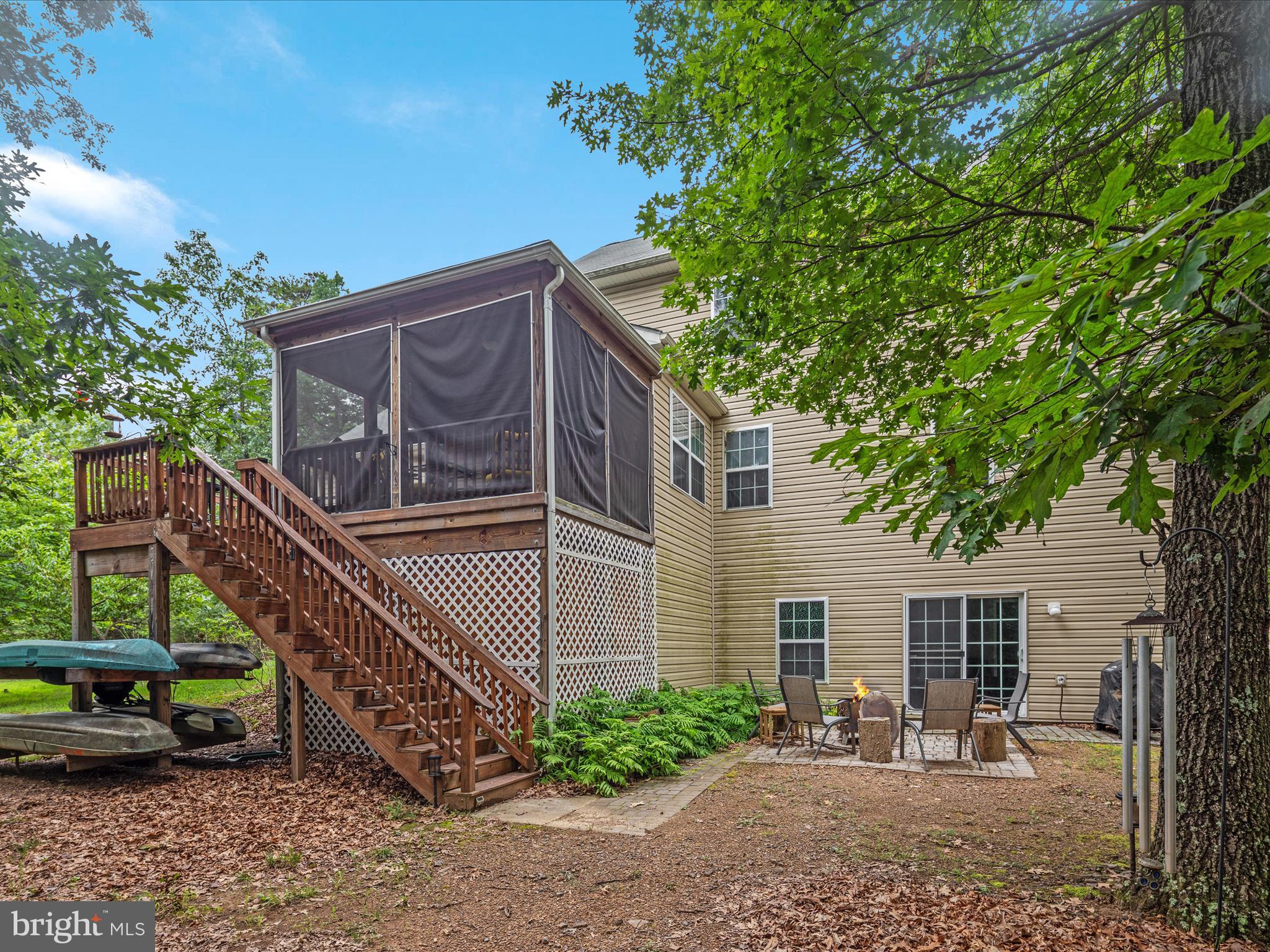 LAKE HOLIDAY ESTATES - Residential