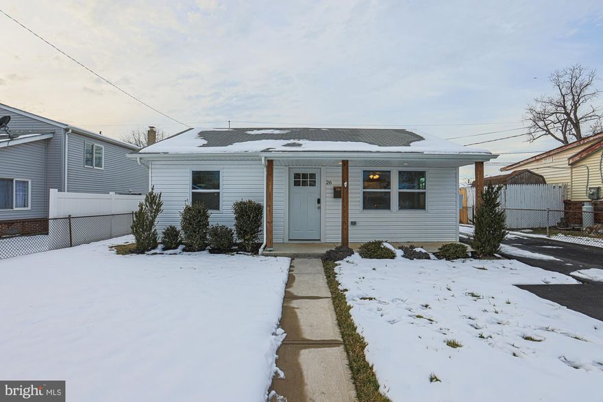 Don't miss out on this updated 2-bed, 1-bath house all on one level - full of modern style and recently renovated from top to bottom in 2020.  With granite countertops in the kitchen and a sleek walk-in shower in the bathroom, it offers a perfect blend of comfort and sophistication. There is a spacious yard with two storage sheds and a large asphalt driveway able to fit 3 vehicles comfortably. Experience modern living in the sought after Aero Acres neighborhood!