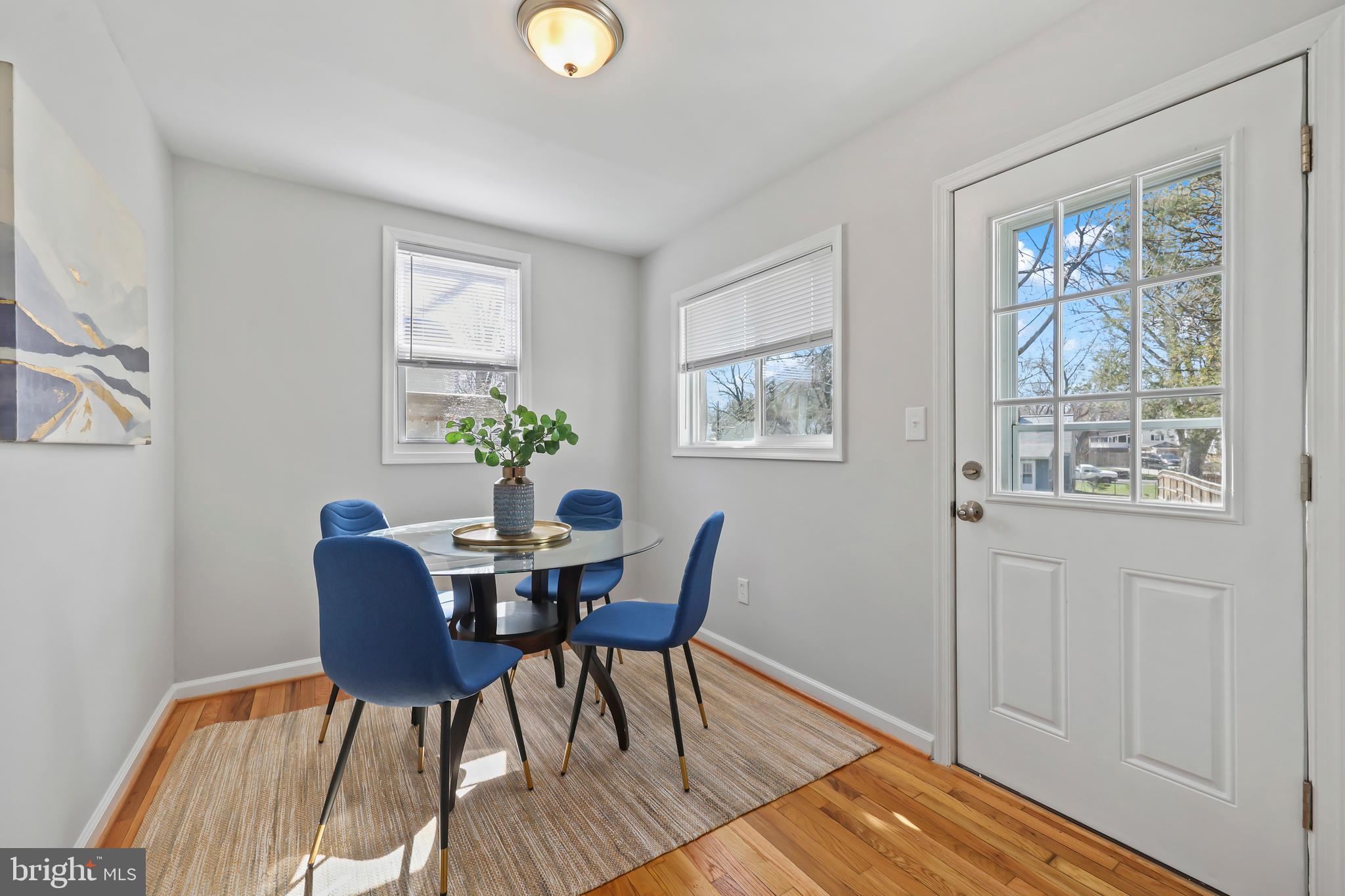 WEST LAWN - Residential