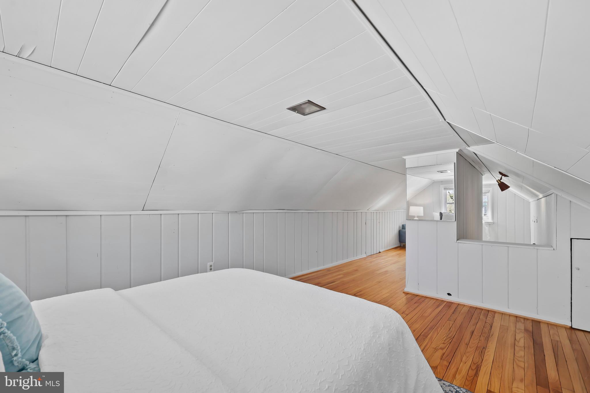 WEST LAWN - Residential