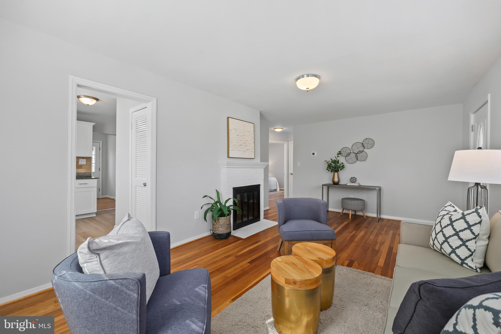 WEST LAWN - Residential