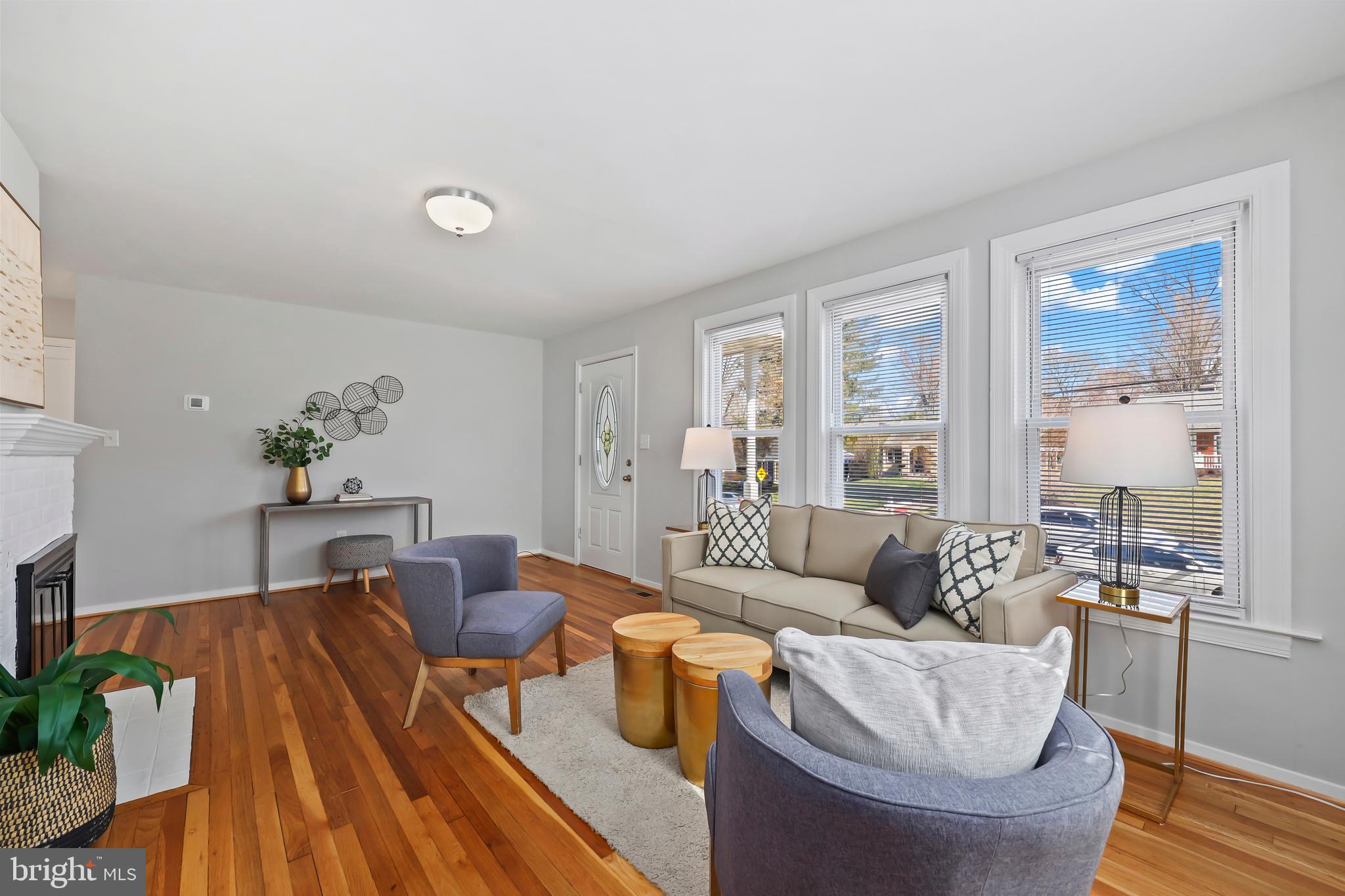 WEST LAWN - Residential