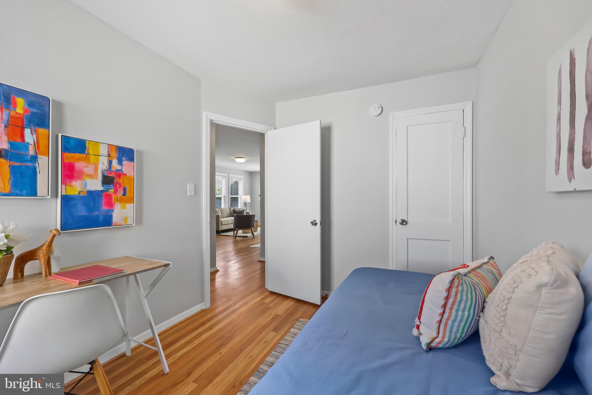 WEST LAWN - Residential