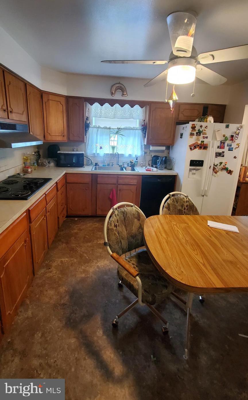 TANTALLON SQUARE - Residential