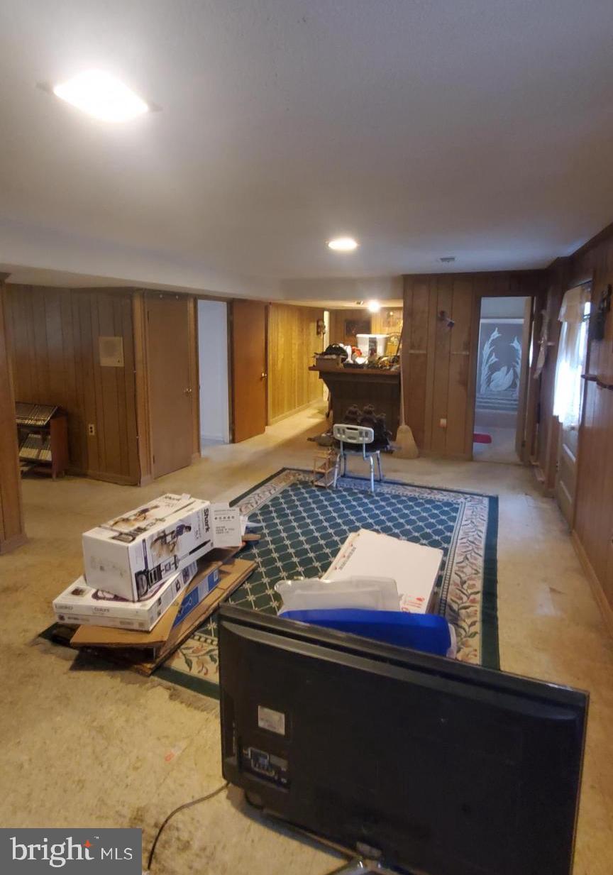 TANTALLON SQUARE - Residential