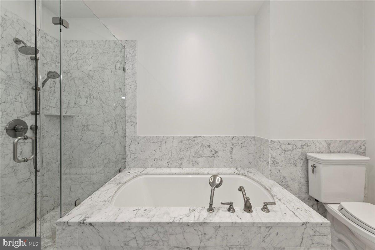 RITTENHOUSE SQUARE - Residential Lease