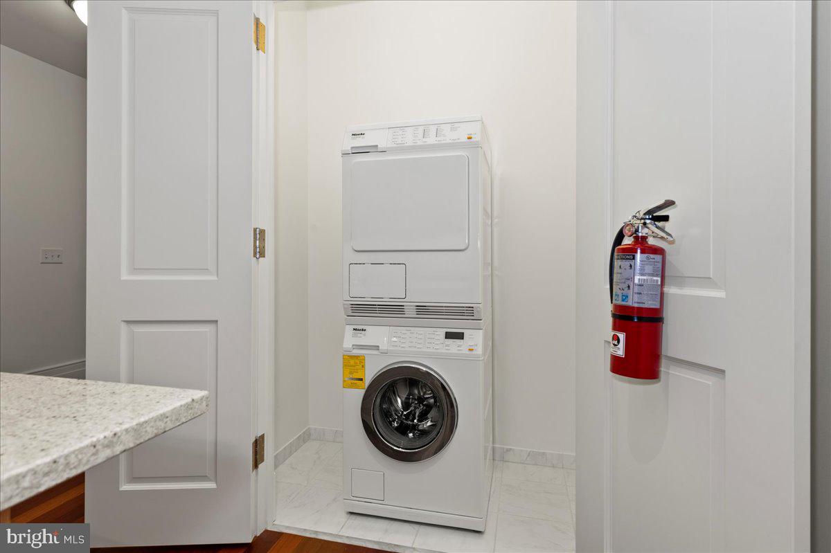 RITTENHOUSE SQUARE - Residential Lease