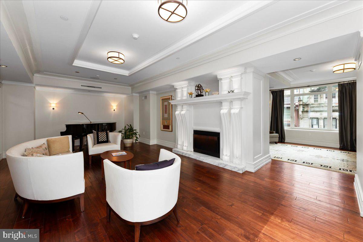 RITTENHOUSE SQUARE - Residential Lease