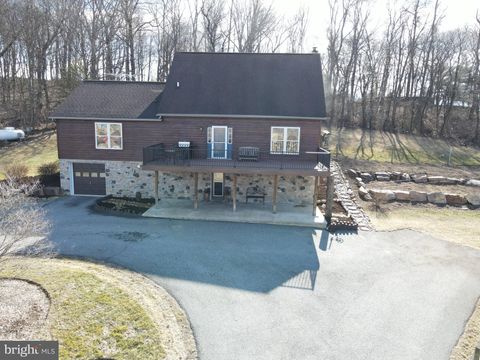 1717 ROBERT FULTON HIGHWAY QUARRYVILLE PA 17566