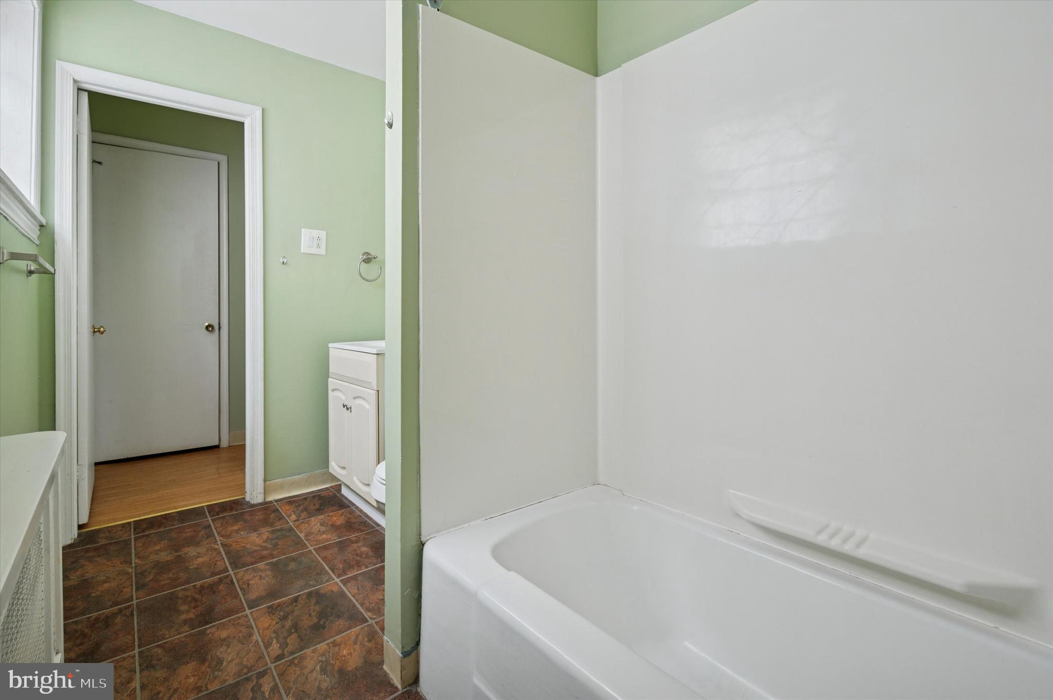MANAYUNK - Residential Lease