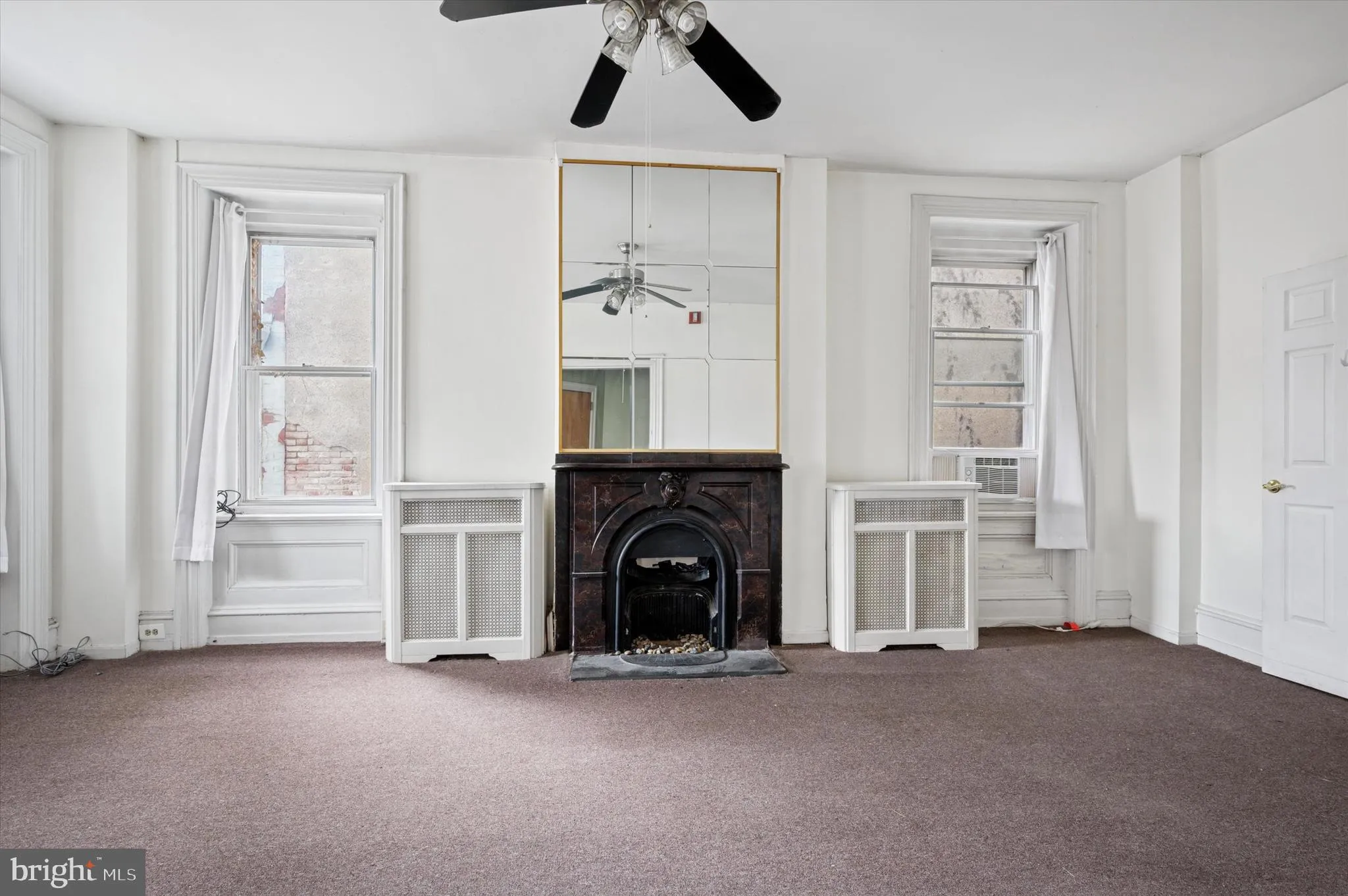 Philadelphia, Pennsylvania 19127, United States, 2 Bedrooms Bedrooms, ,1 BathroomBathrooms,Residential,Pending,84190