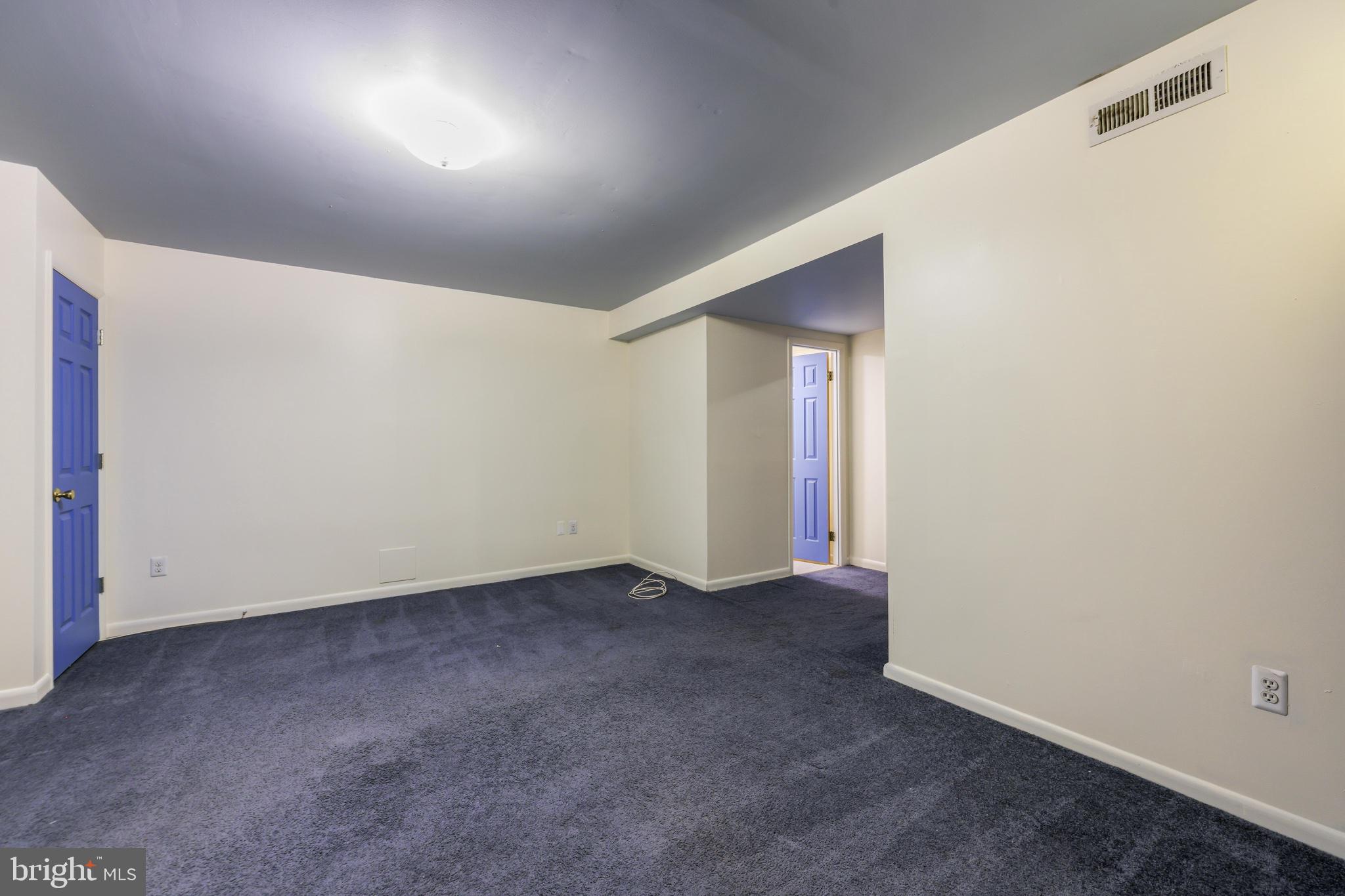 UPTON VILLAGE NORTH - Residential