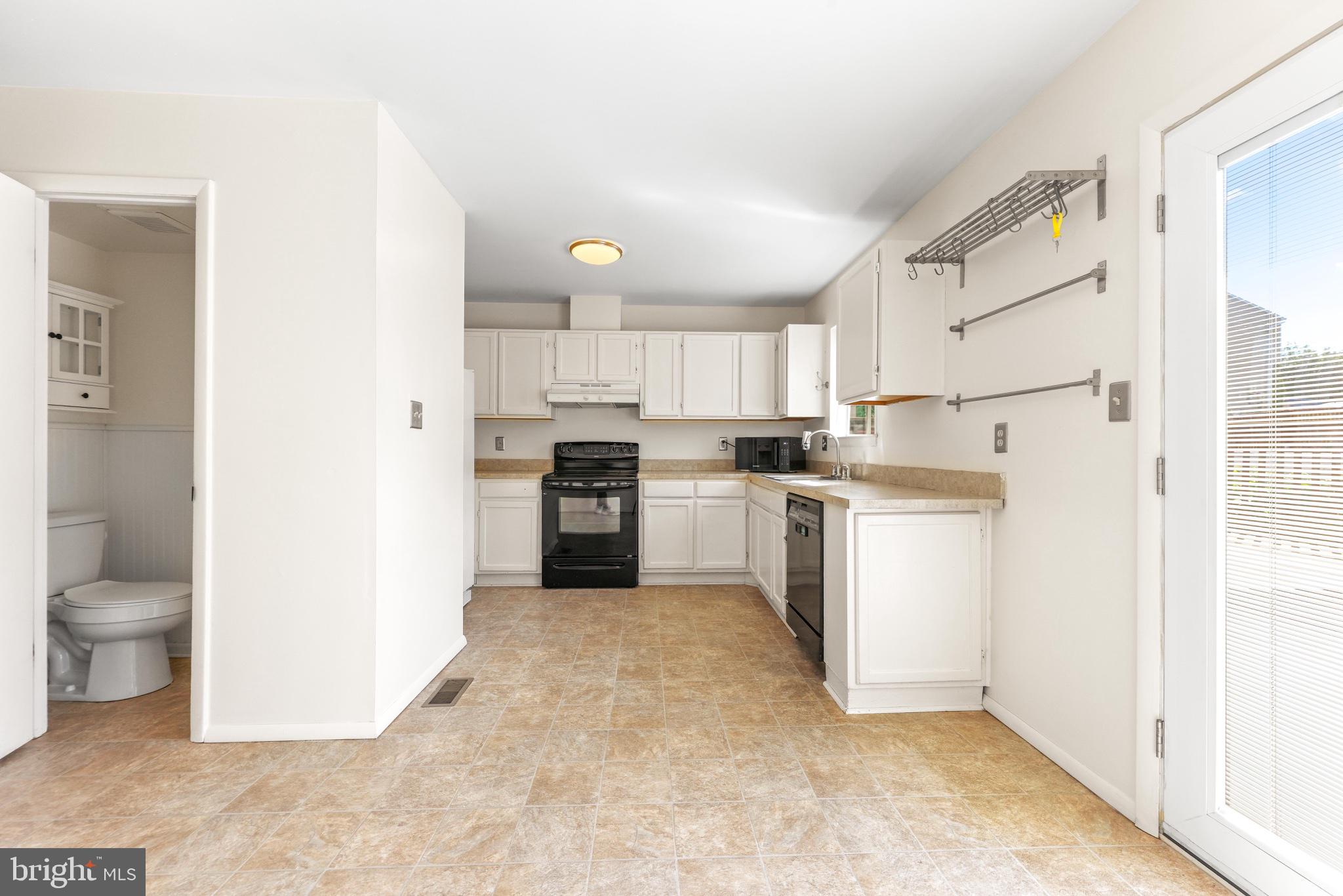 UPTON VILLAGE NORTH - Residential
