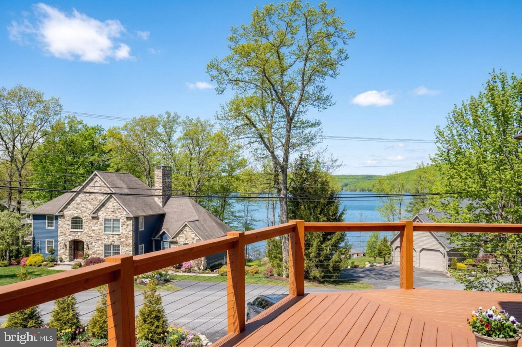 GLENDALE ROAD - Residential