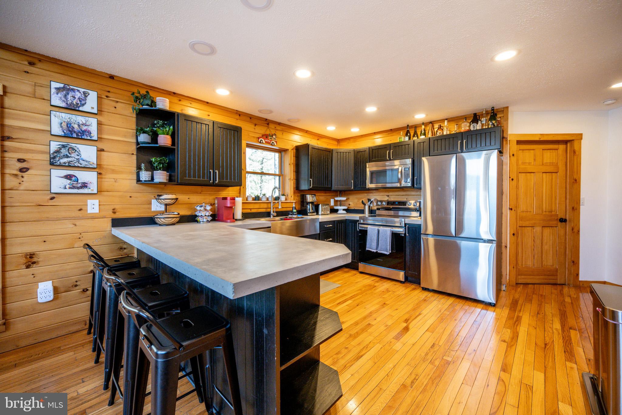 GLENDALE ROAD - Residential