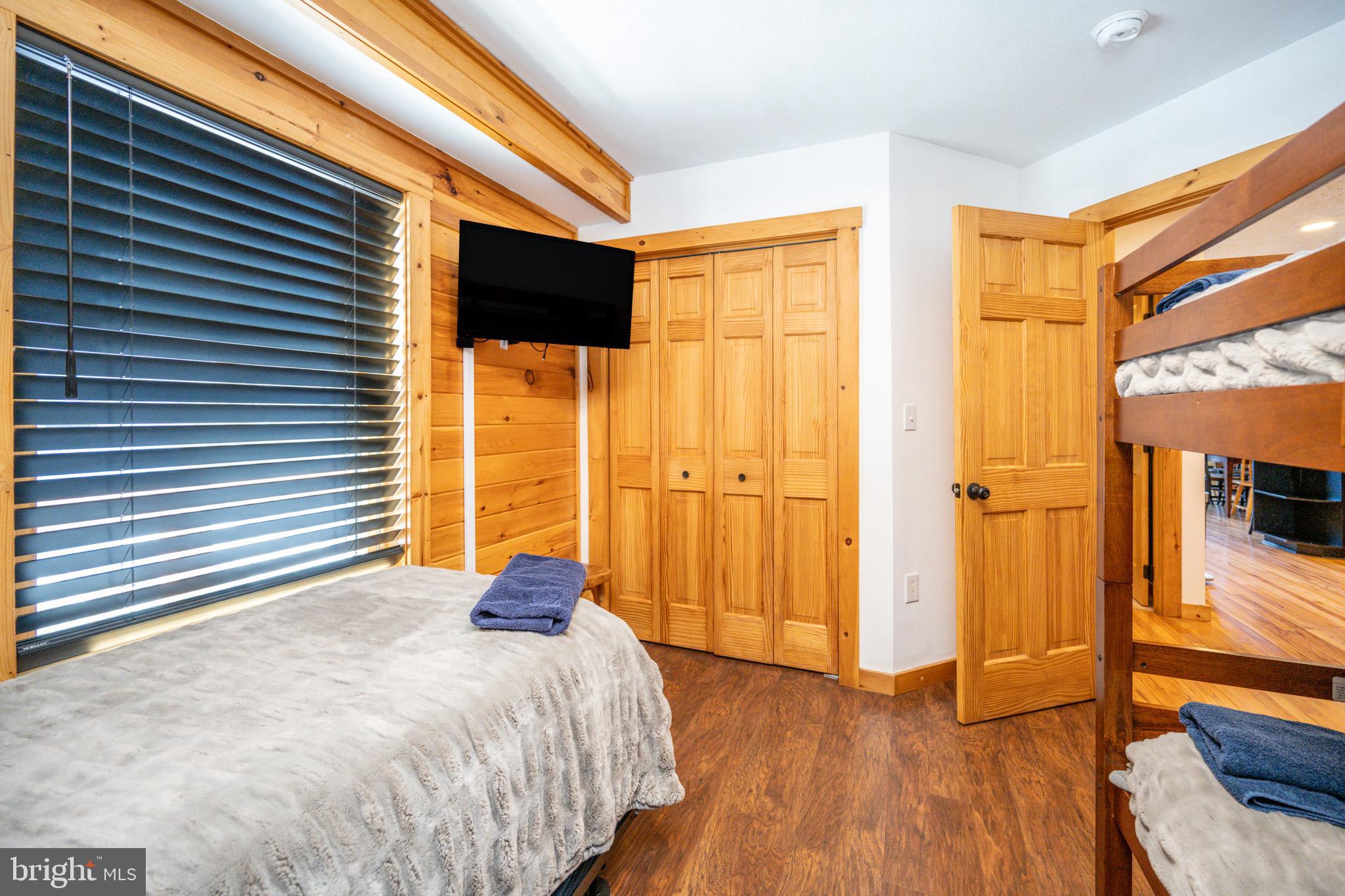 GLENDALE ROAD - Residential