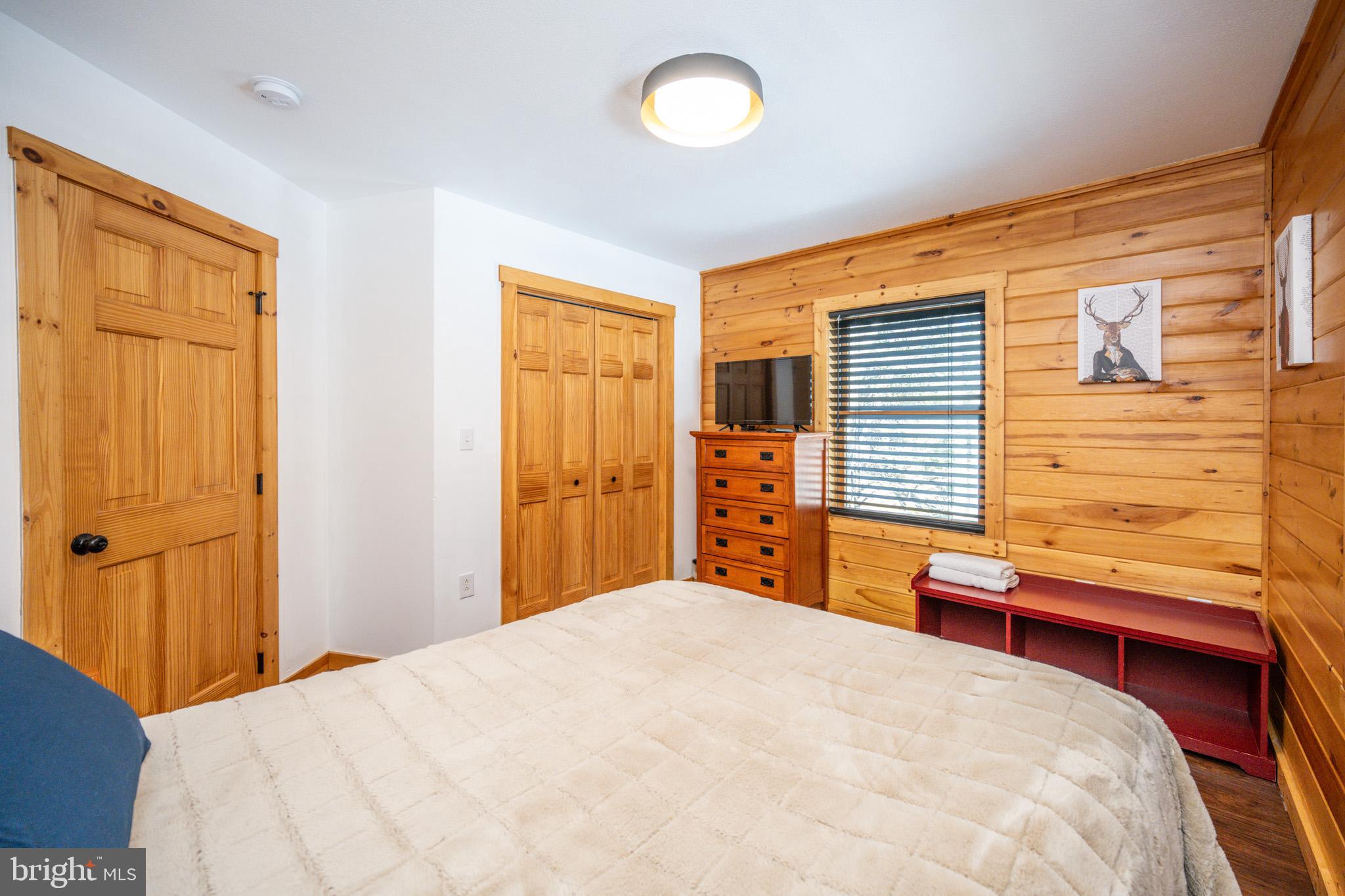 GLENDALE ROAD - Residential