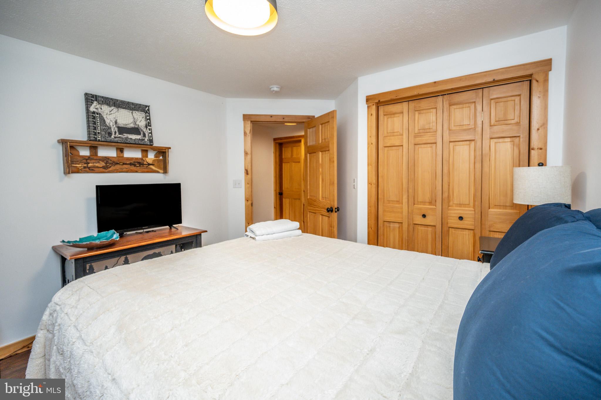 GLENDALE ROAD - Residential