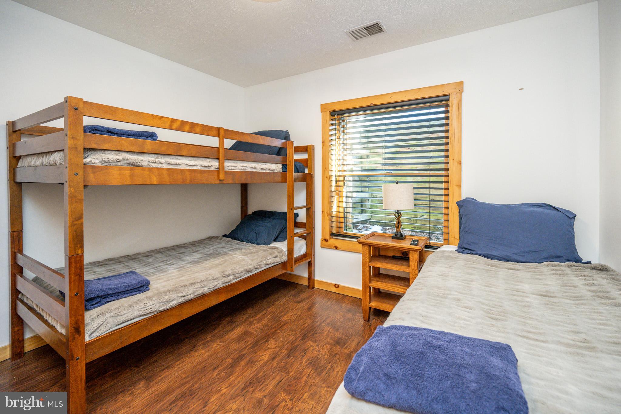 GLENDALE ROAD - Residential