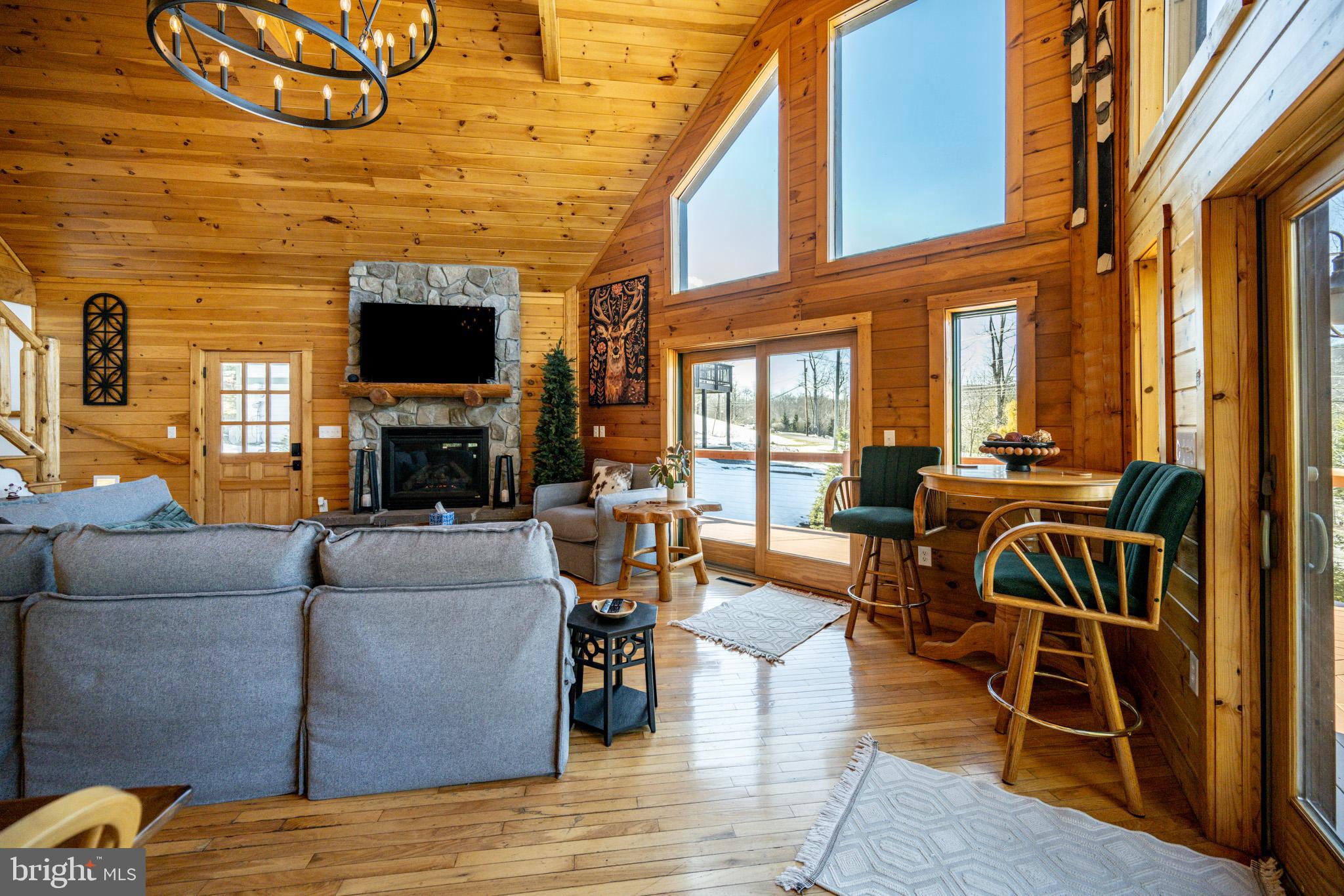 GLENDALE ROAD - Residential