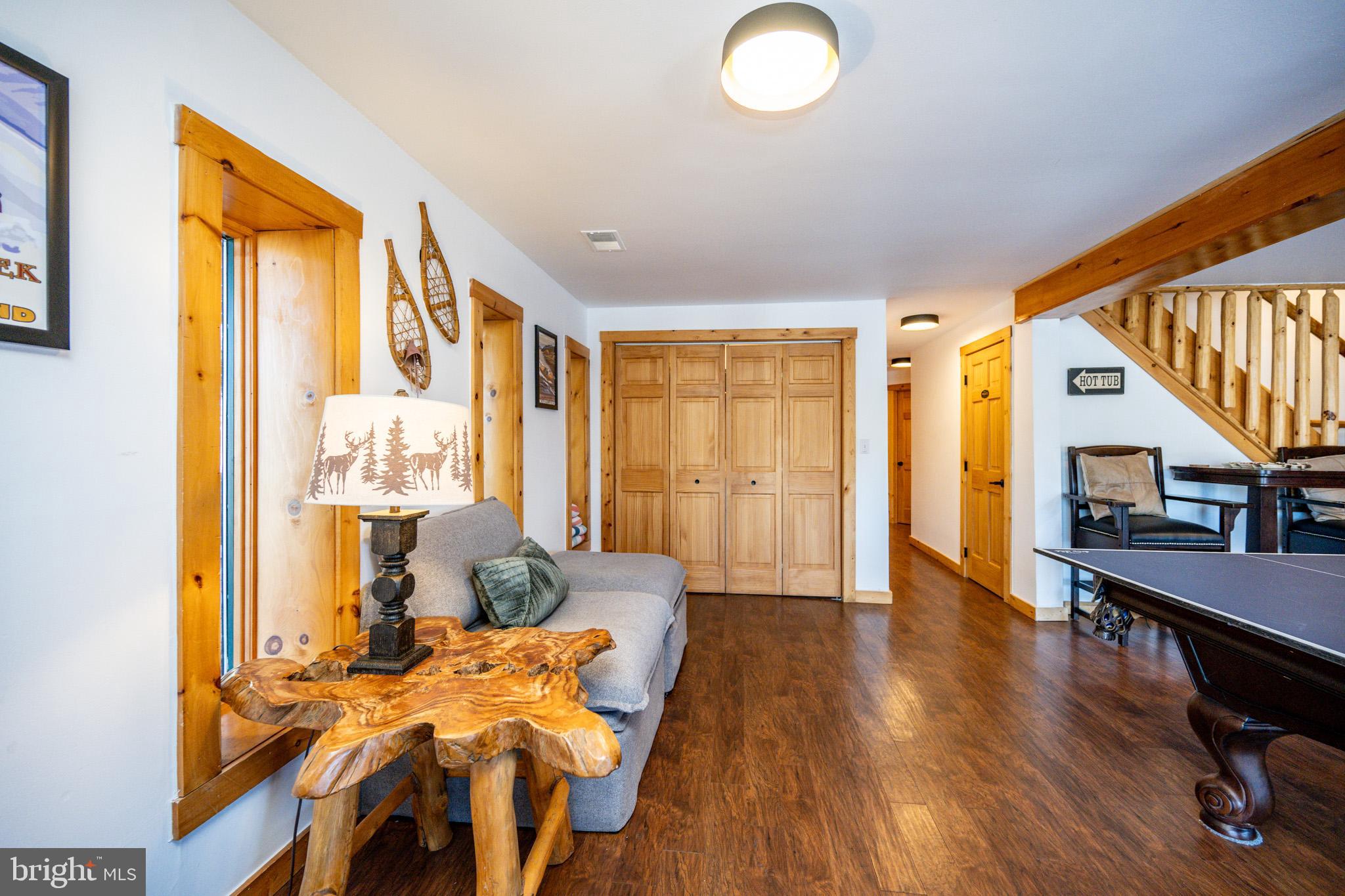 GLENDALE ROAD - Residential