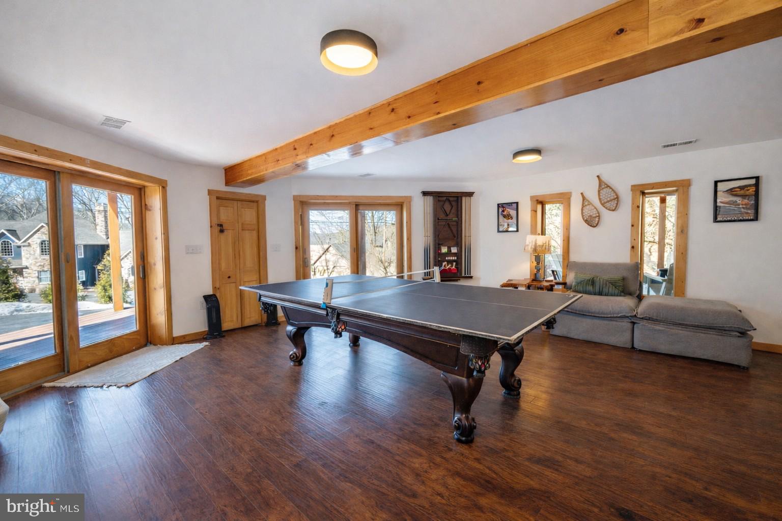 GLENDALE ROAD - Residential