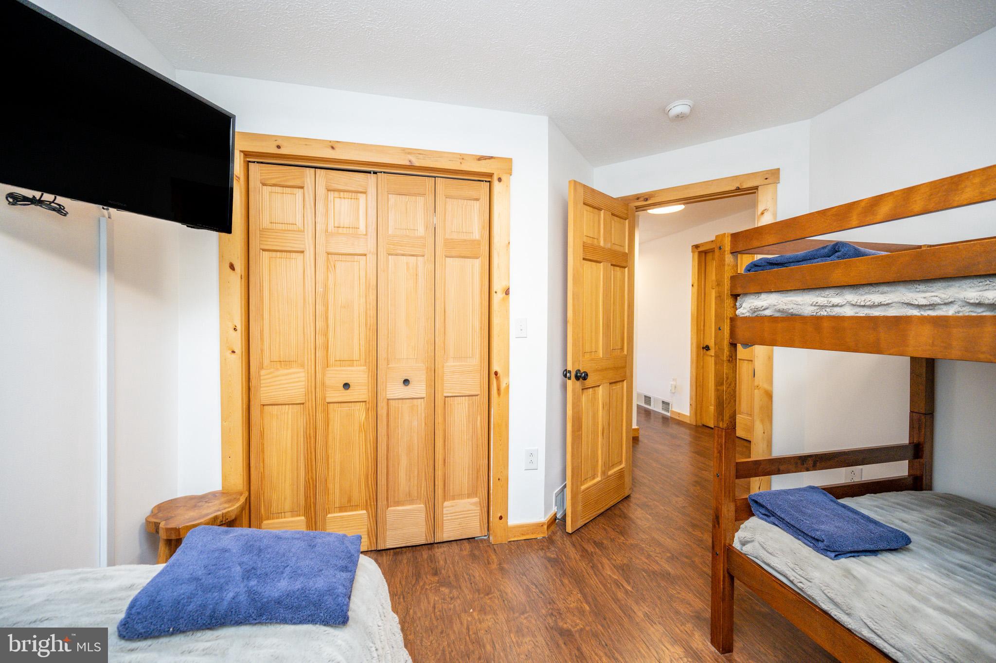 GLENDALE ROAD - Residential