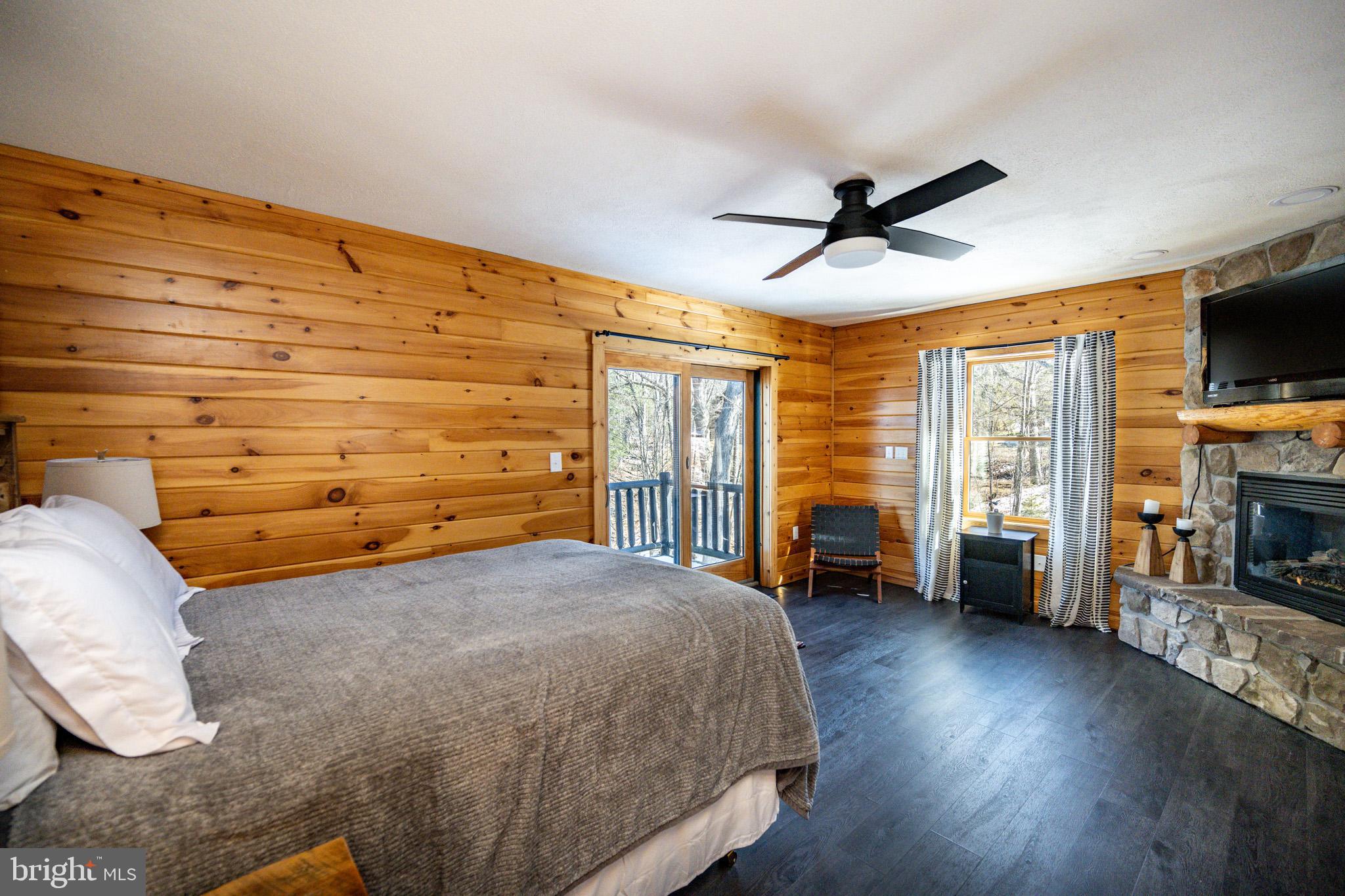 GLENDALE ROAD - Residential