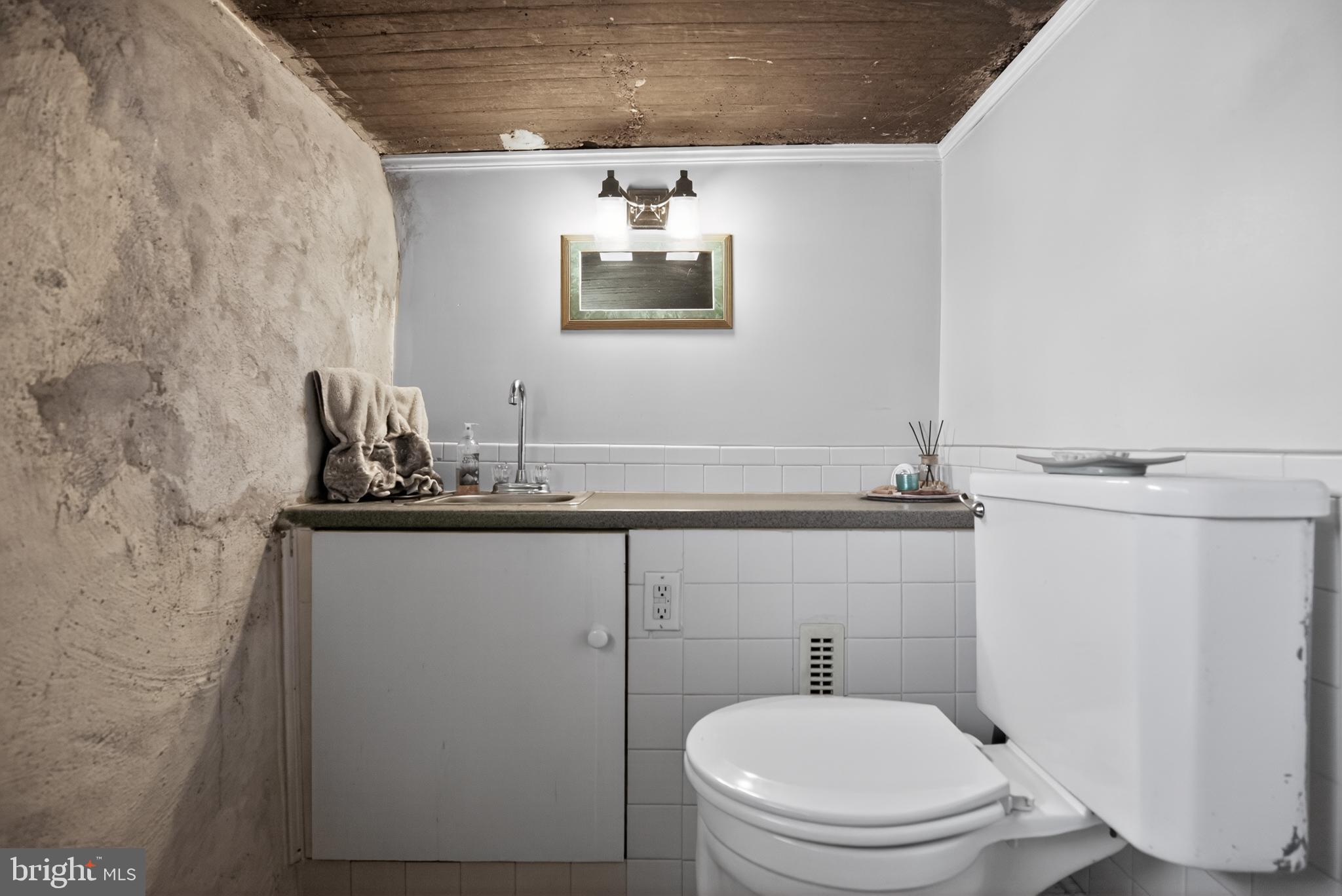 ROXBOROUGH - Residential