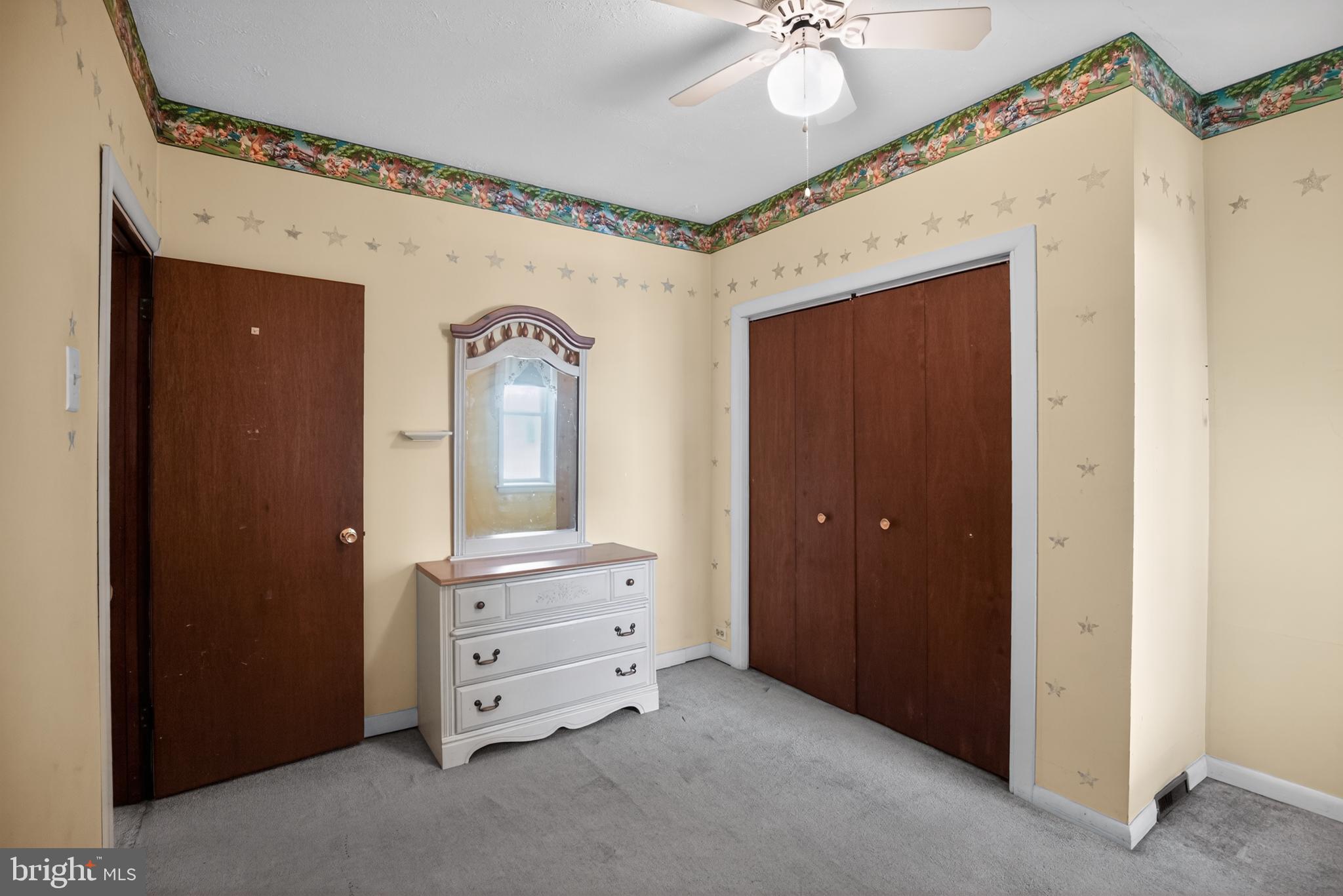 ROXBOROUGH - Residential