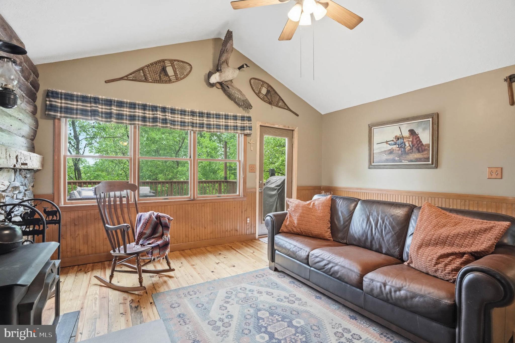 INDIAN HILLS - Residential