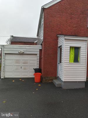 MILMONT PARK - Residential