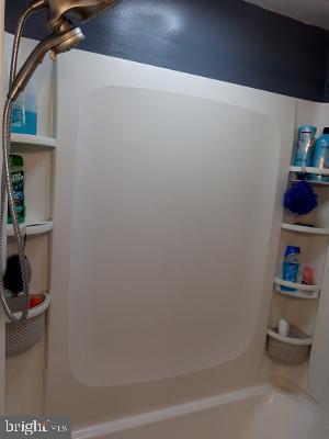 MILMONT PARK - Residential