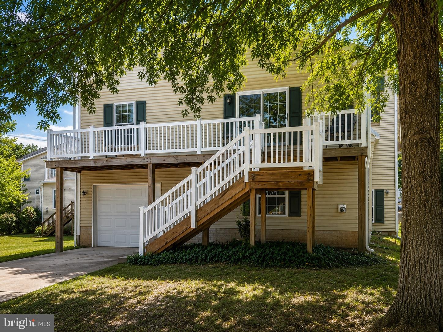 1771 BENNETT PLACE