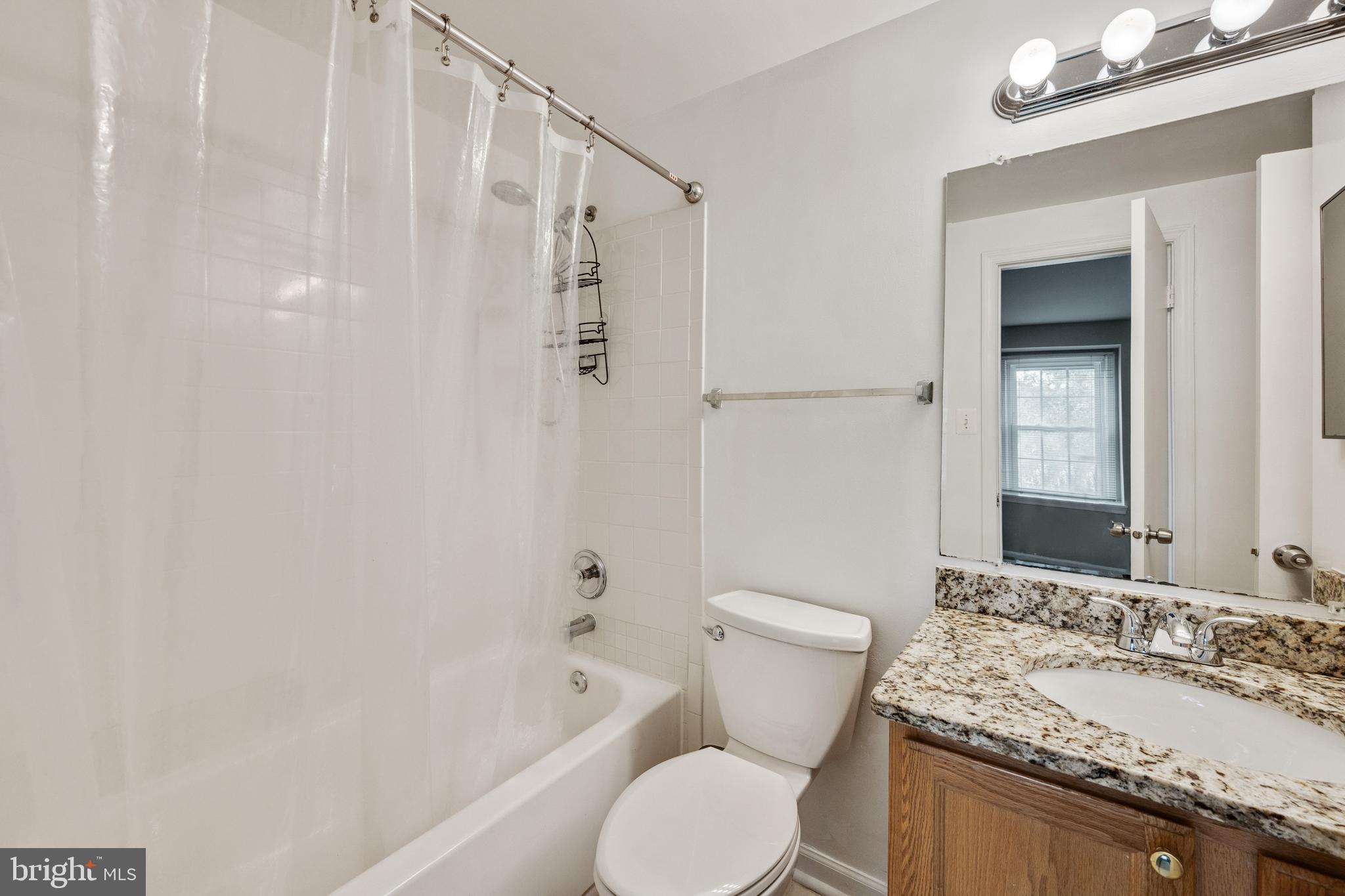 NEWGATE - Residential Lease