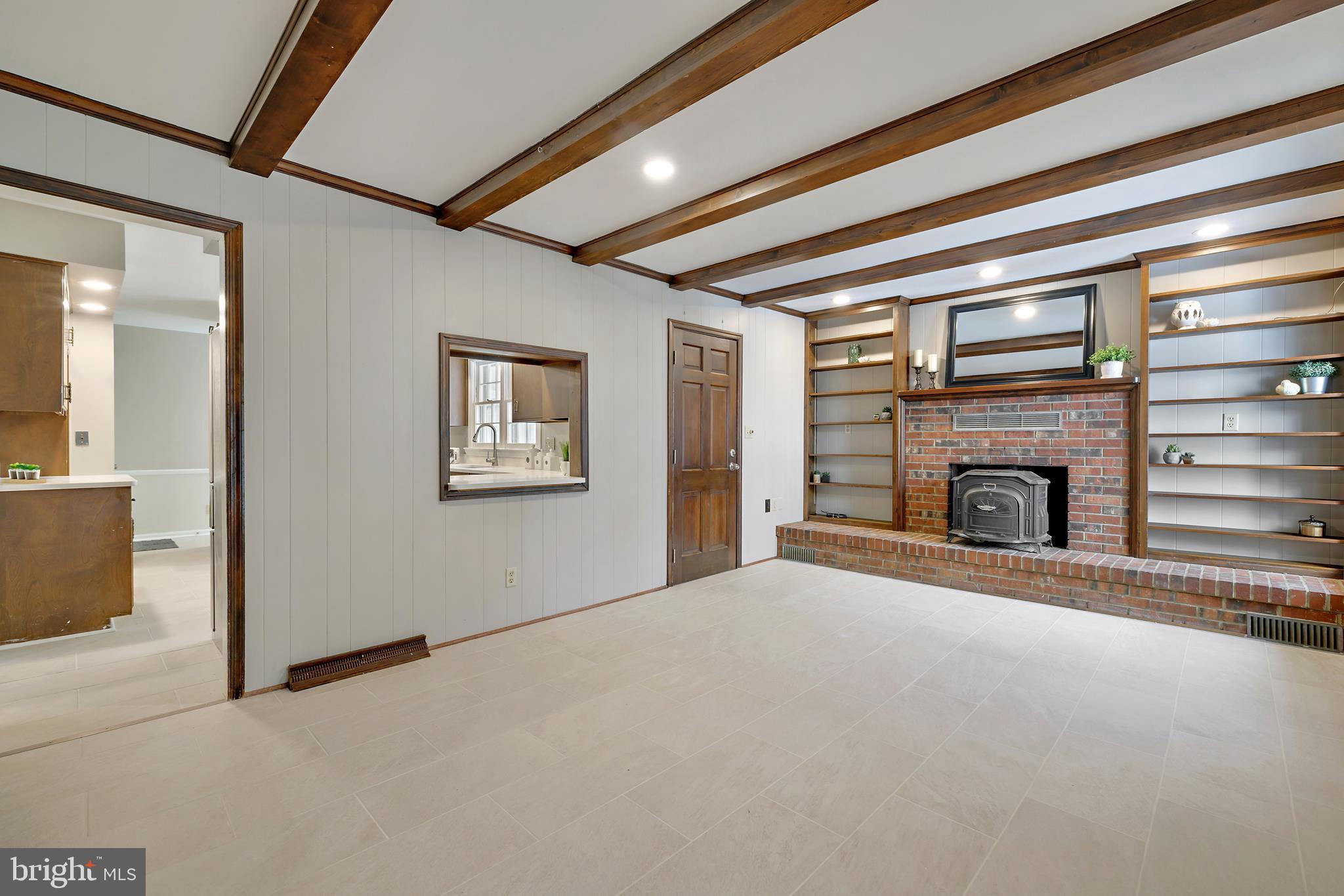 BALDWIN HILLS - Residential