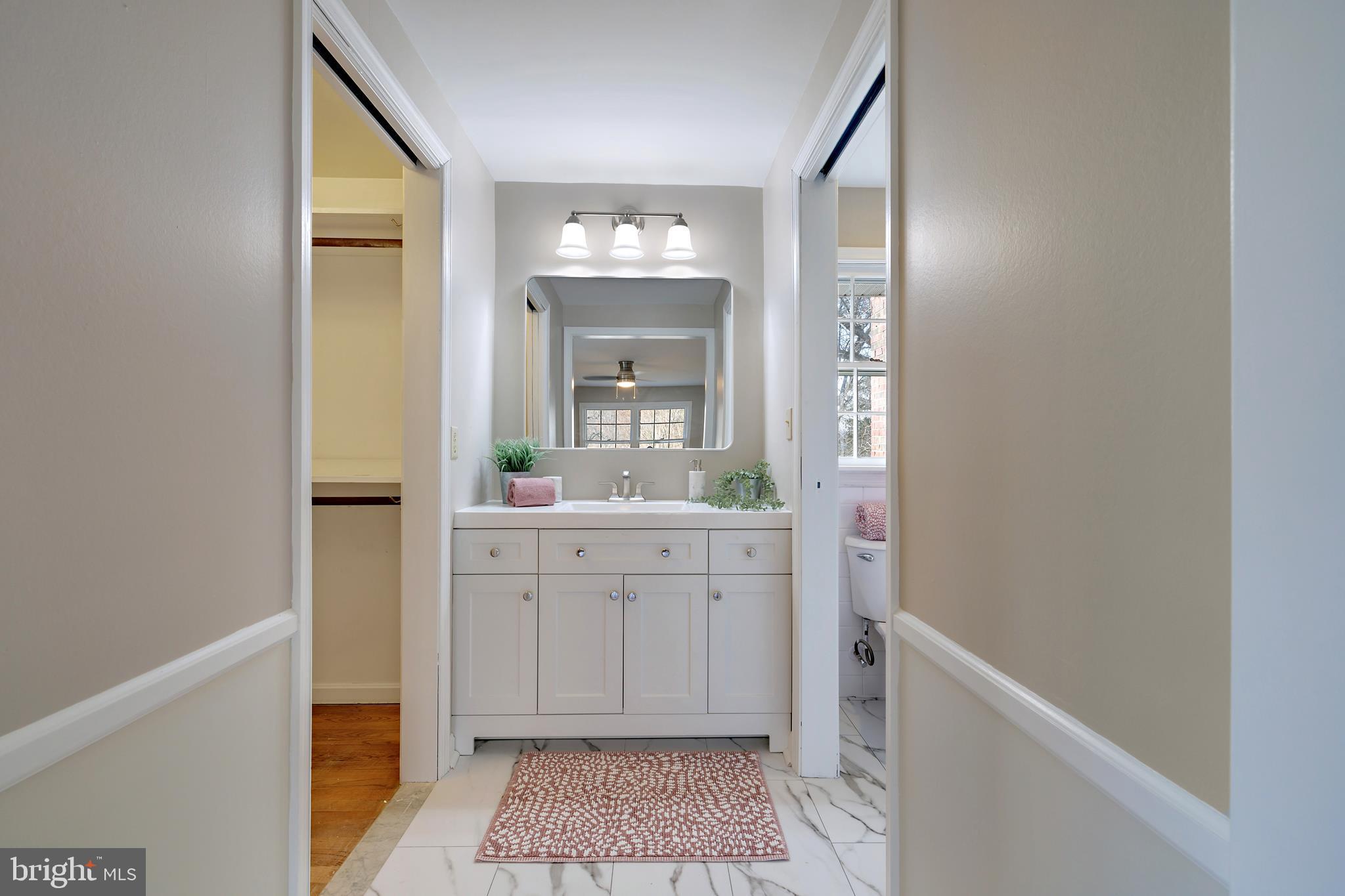 BALDWIN HILLS - Residential