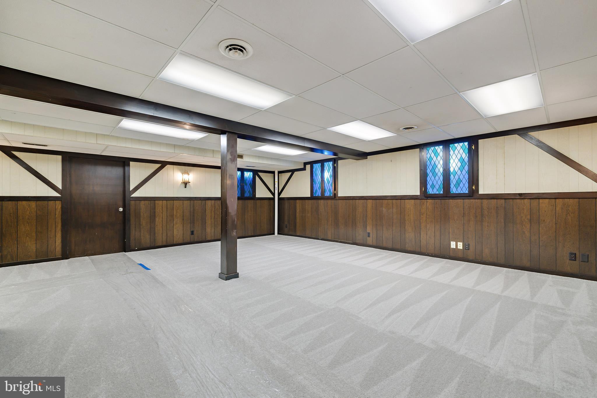 BALDWIN HILLS - Residential