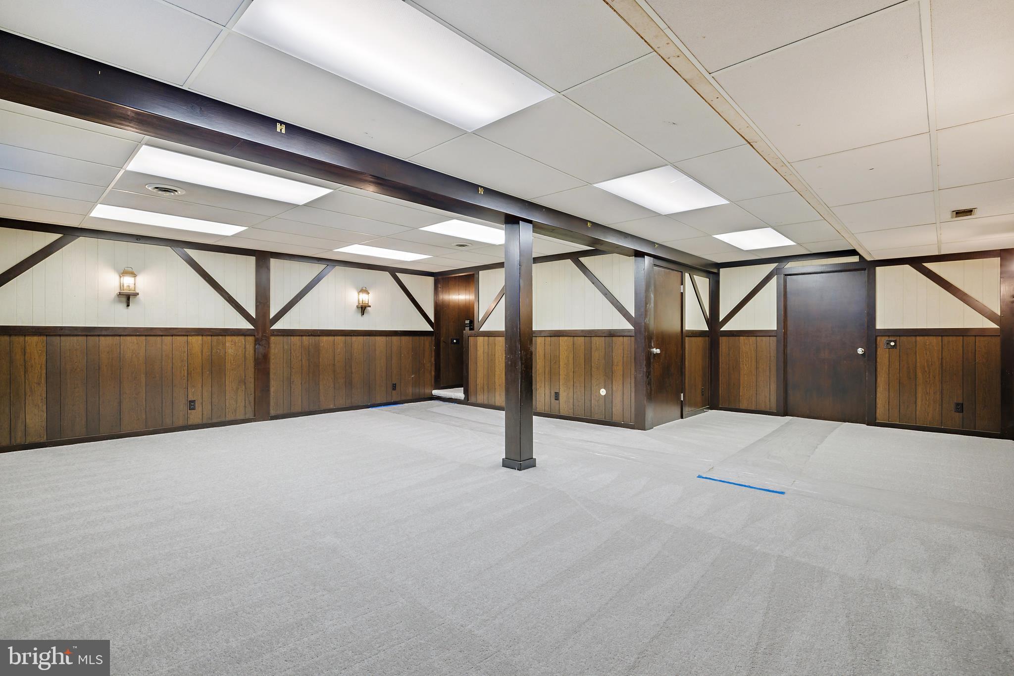 BALDWIN HILLS - Residential