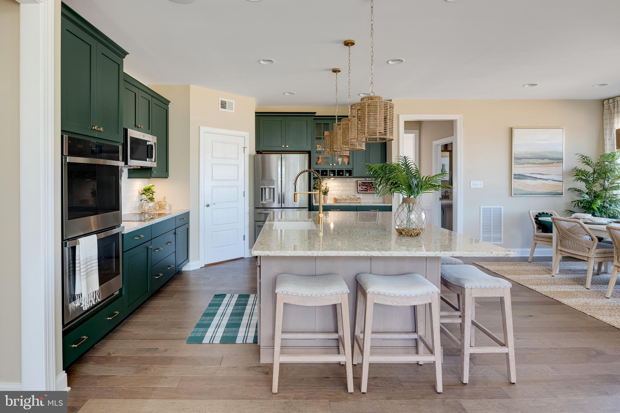 THE ESTATES AT BRIDGEWATER - Residential