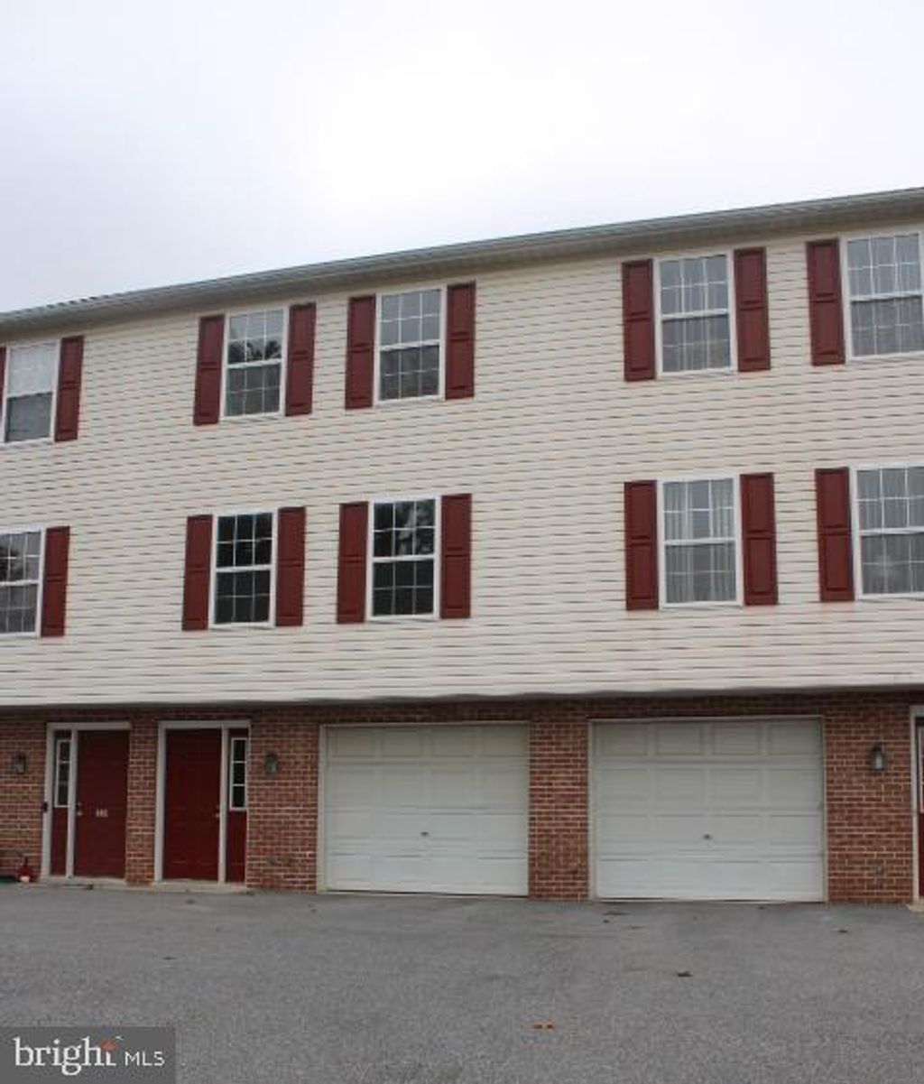 Photo of 231 Olney Road, DALLASTOWN, PA 17313 (MLS # PAYK2090238)